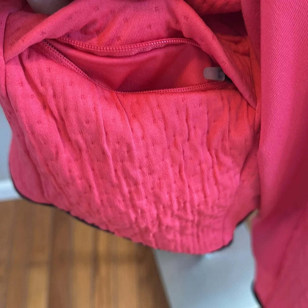 Nike‎ Vibrant Pink Long Sleeve Top size medium